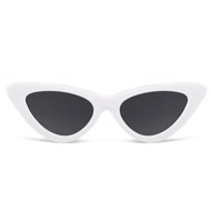 Cateye solbriller i hvid med sorte glas